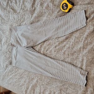 Athleta high rise elation tight XLT grey & white stripe